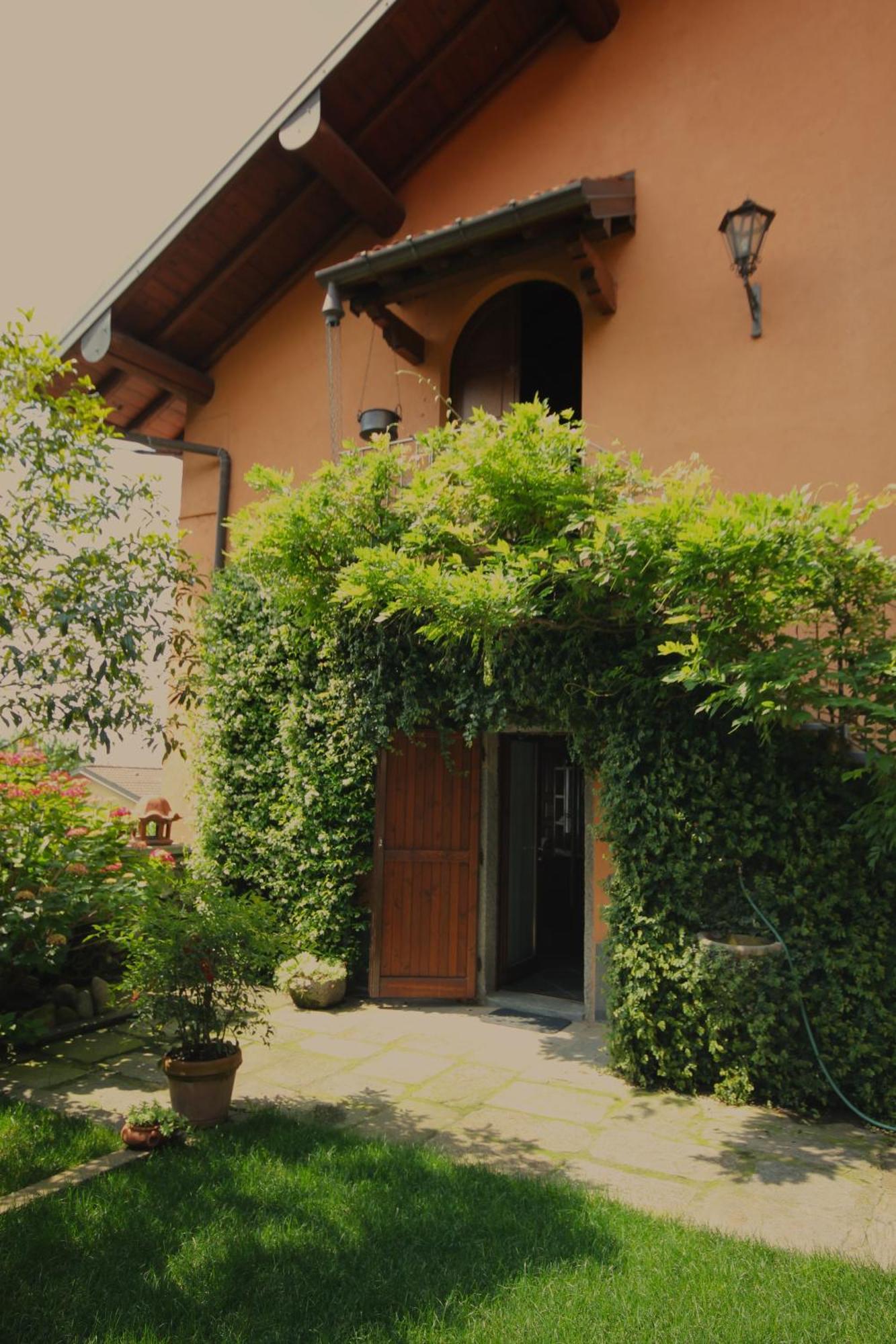 La Corte Dei Rho Tavernerio Exterior photo